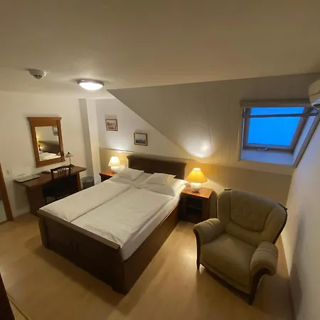 Juhász Panzió Fonyód