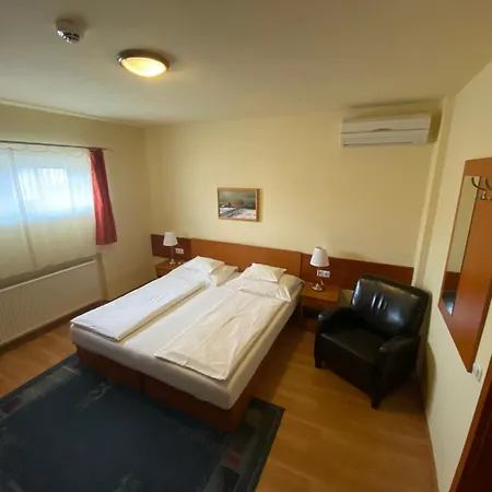 Juhász Panzió Fonyód