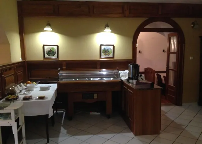 住宿加早餐酒店 Juhasz Fogado Fonyód